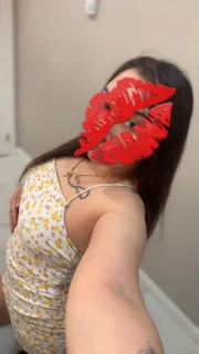 sexy thick latina only here for a limited time so come papii - Photo 2 of 13