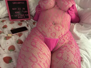 new in NEWMARKET sexy tight european goddess - Photo 17 of 24