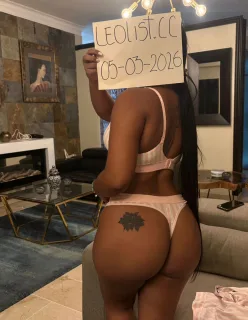 India hot available 24/7 - Photo 3 of 5