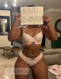 India hot available 24/7 - Photo 5 of 5