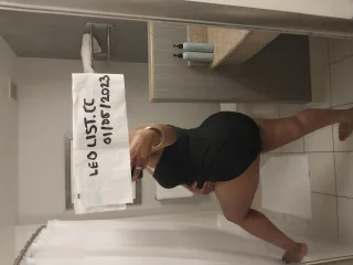 Hi Fellas I’m Nieta I’m an upscale independent curvy indian goddess I have soft porcelain skin,... - Photo 10 of 12