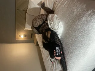5 star service / beautiful and petite - Photo 6 of 15
