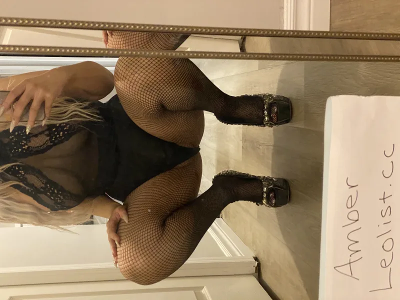 OUTCALLS ONLY SEXY blonde EURO GODDESS UNRUSHED - Photo 1 of 14