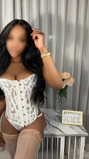 Hello Gentlemen, I' m KATIE FOX . - Photo 11 of 21