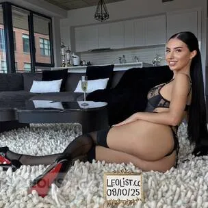 Lily Rose - Honey, you’re finally home ! - Photo 8 of 12