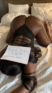 Thick & JuicystunninCassie Baby - Photo 10 of 19