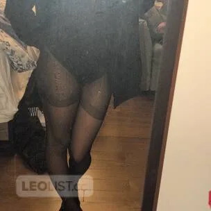 animated, pocket sized 19 y/o cutie,free spirited, say hi! - Photo 4 of 11