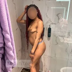 animated, pocket sized 19 y/o cutie,free spirited, say hi! - Photo 9 of 11