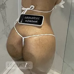 Sexy Latina Egyptian - Photo 2 of 9