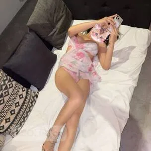 Asian girl in Mississauga - Photo 7 of 11