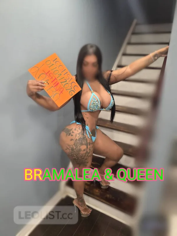 New Laura sexy hot latina big ass open minded extras availab - Photo 1 of 11