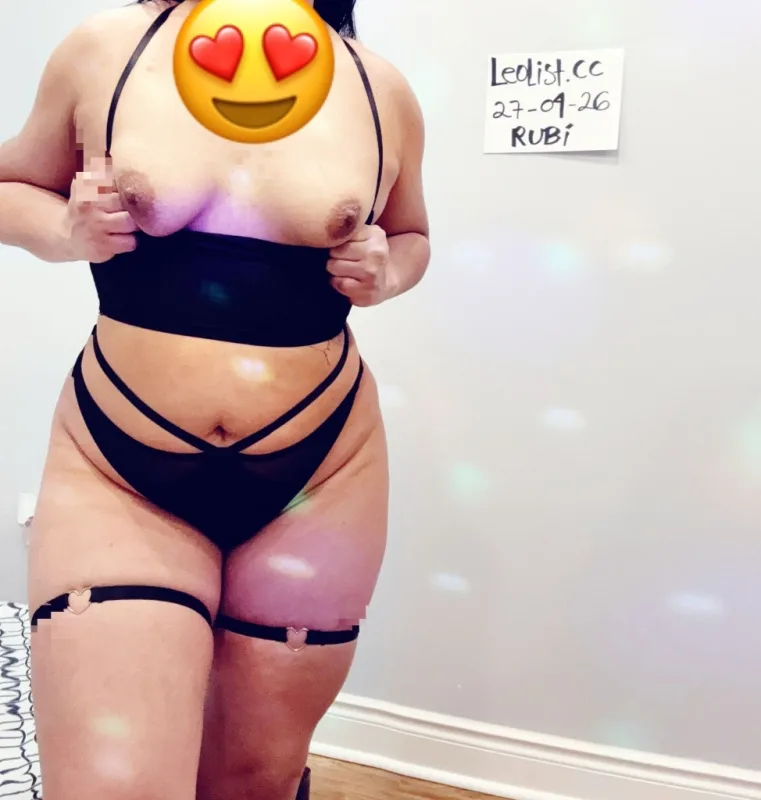 Sexy Rubi available today $80hh1shot or $130hh 2shots 😘🍬🍭 - 25 - Photo 1 of 6