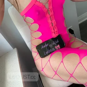 𝙋𝙀𝙏𝙄𝙏𝙀 𝘽𝘼𝘽𝙔𝘿𝙊𝙇𝙇 𝓌𝒶𝓃𝓃𝒶 𝓁𝒾𝒸𝓀 𝑜𝓇 𝒻𝓊𝒸𝓀 𝓂𝑒? - Photo 5 of 9