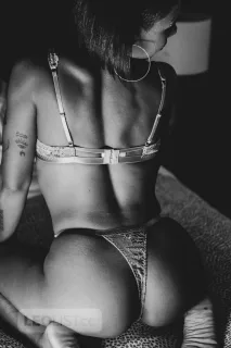 Fun sized, freaky & your newest addiction. NEW in town - Photo 3 of 7