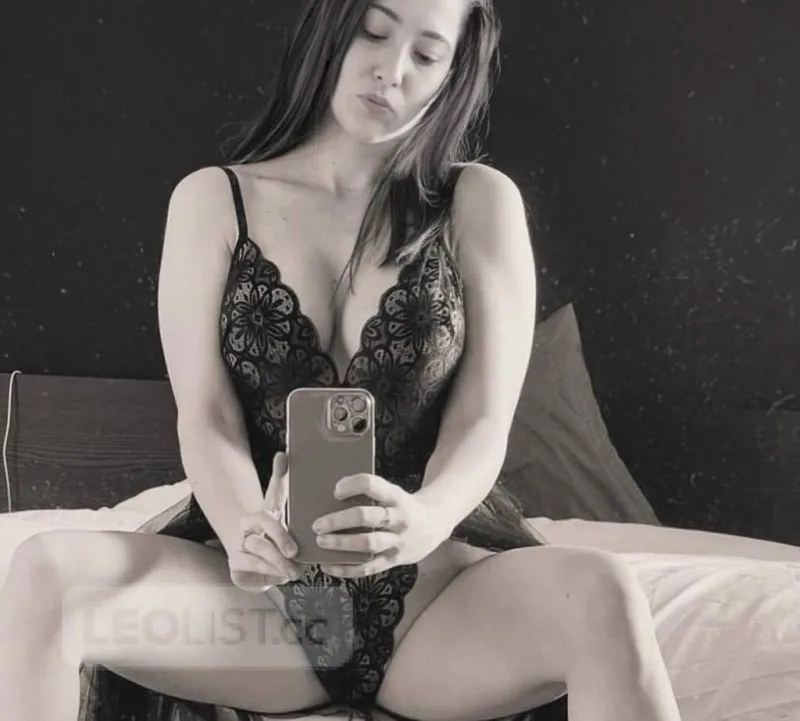 Hot girl for fun - Photo 1 of 7