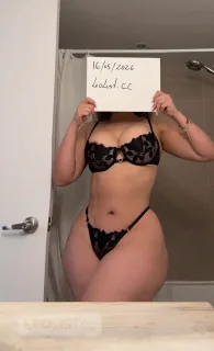 CUM PLAY with Nicole - Big Booty Latina - Liberty Village