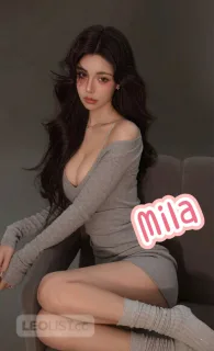 Sexy Mila is Back in Town - Photo 3 of 12