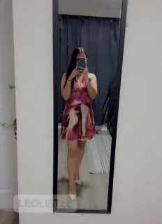 missisusaga hot indian girl available - Photo 3 of 5