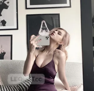 i am available for both incall,& outcall and online service - Photo 12 of 12