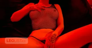 Sexy Sloane - Photo 14 of 20