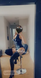 SOLOS & INTERACTIVE DUOS - THURSDAY FUN!! - Photo 8 of 11