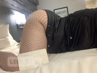 Naughty Red Head Ruby Hosting in Mississauga - Photo 4 of 9