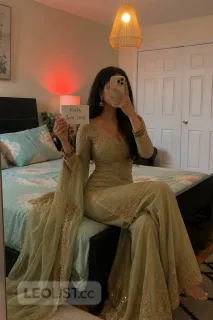 Beautiful INDIAN Princess(Scarborough Kennedy & 401) - Photo 1 of 10