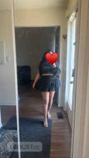 New indian Curvy sexy available for Full service and extras - Photo 2 of 4