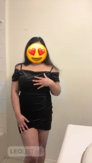 New indian Curvy sexy available for Full service and extras - Photo 4 of 4