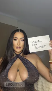 Moroccan babe with BIG tits and BIG ass ready for your love - Photo 7 of 17