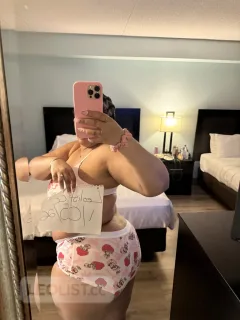 Beautiful, sexy big booty freak! Come have fun with me babe - Photo 13 of 18