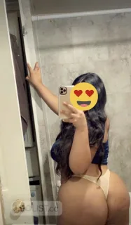 Sexy and sensual - Photo 5 of 5