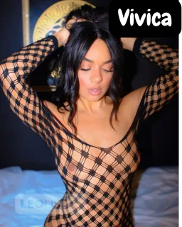 SQUIRT & FRIENDLY BOOTY BRAZILIAN GODDESS VIVICA - Photo 12 of 12