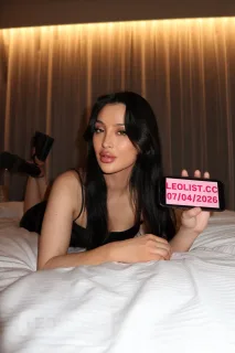 𝓐𝓾𝓻𝓸𝓻𝓪 𝓜𝓸𝓷𝓽𝓲 𝒢𝐹𝐸 & DOM/FEMDOM PARTY FRIENDLY! - Photo 2 of 13
