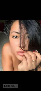 MILF PARTY BABE!!!! - Photo 4 of 7
