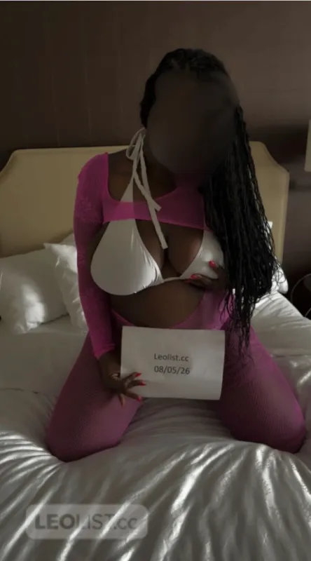 DOWNTOWN - Ebony Upscale Playdoll - IN/OUT - Photo 1 of 6