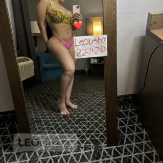 𝐏𝐀𝐑𝐓𝐘𝐆𝐈𝐑𝐋 LOOKING FOR HORNY PAPI - Photo 7 of 8