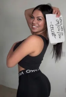 Best Asian Escort in Toronto ( MUST DRIVE TO HAMILTON) GFE, BDSM, MASSAGE, BBBJ - 32 - Photo 2 of 11