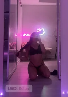 SEXY LATINA AVAILABLE FOR YOU NOW - Photo 16 of 17