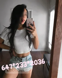 Outcall New in town Super Hot Open Minded Party Friendly - Photo 4 of 4