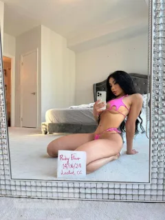 Verify New|𝓡𝓾𝓫𝔂 𝓕𝓵𝓮𝓾𝓻 | 100% Real UPSCALE Perfect GFE - Photo 4 of 17