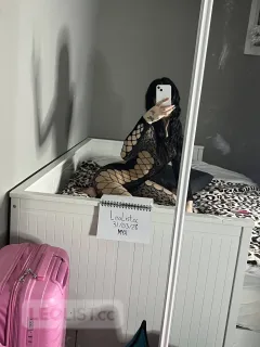 Sexy wet petite party Girl young & tight hot brunette - Photo 2 of 19