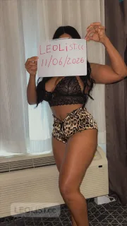 JUST COMINGBIG ASS FULL SERVICE TIGHT PUSSY - Photo 5 of 7