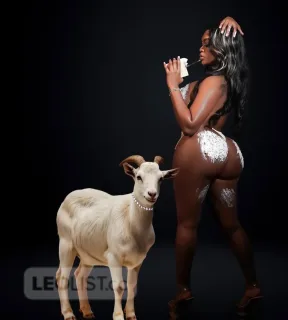 Big Booty Ebony, Tight and Wet SQUIRTER - Photo 10 of 12