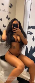 OUTCALLS ONLY !! tight, petite, and wet af. - Photo 3 of 3