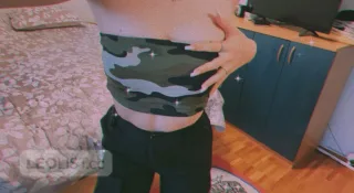 I'm a sexy and daring girl and I want to be fucked hard 24h - Photo 6 of 12