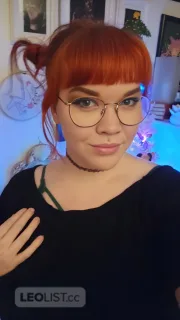 Sensual Chubby natural redhead NERD GFE kisses cuddle fetish - Photo 17 of 24
