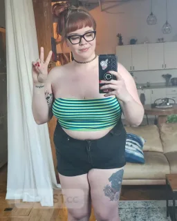 Sensual Chubby natural redhead NERD GFE kisses cuddle fetish - Photo 19 of 24