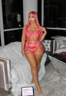 In/Out/Duo🩷DOWNTOWN TORONTO🩷~Curvy & Upscale French Goddess - Photo 10 of 24