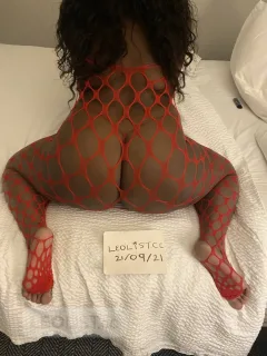 (AIRPORT ROAD MAGIC MOUTH GODDESS EBONY BIG BOOTY :) - Photo 2 of 9